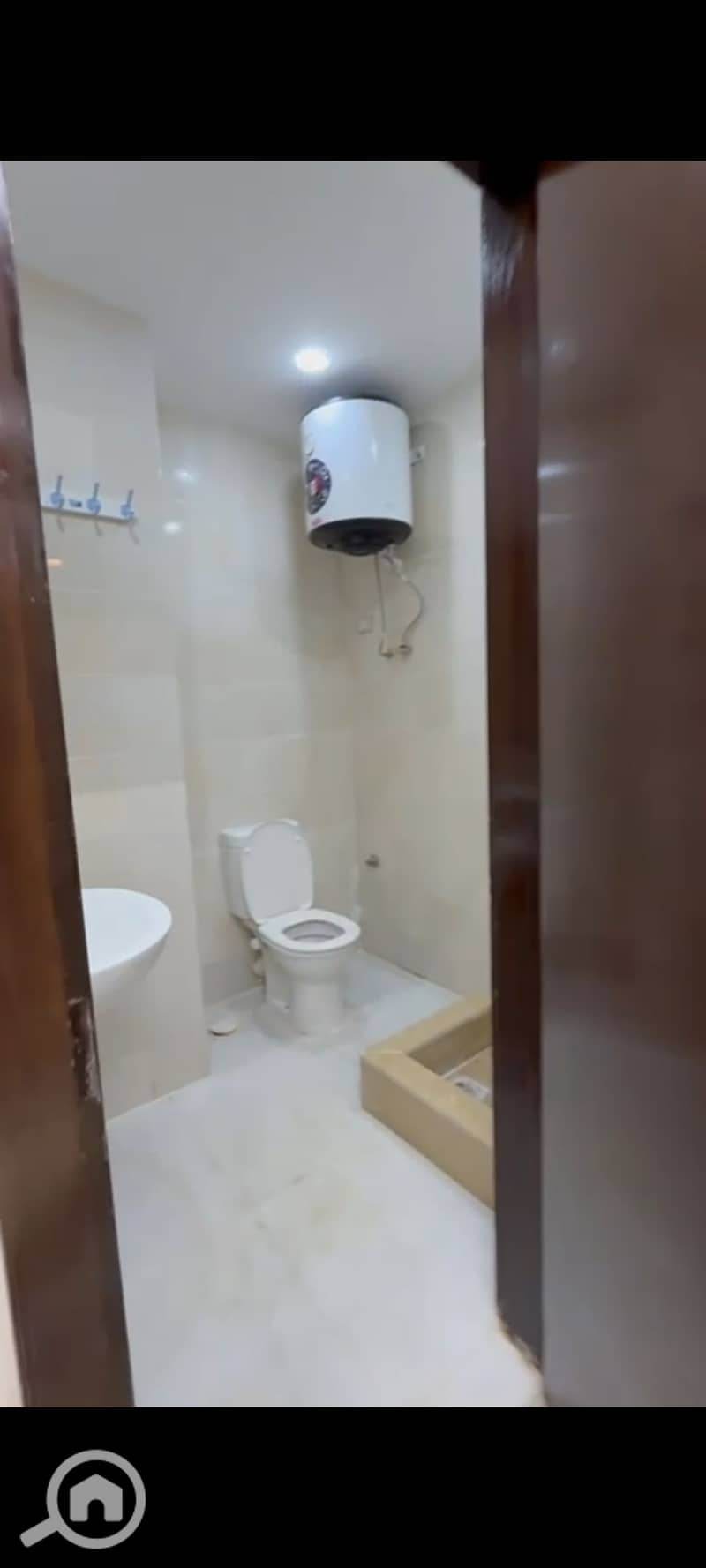 12 5686. jpg