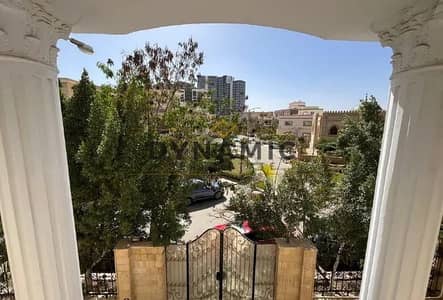 فیلا 10+ غرف نوم للبيع في الشيخ زايد، الجيزة - a74234c0-28b7-45a8-b308-c77f8eefd0c7. jpeg
