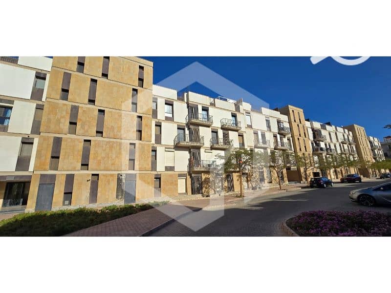 8 Courtyard Sodic 11. jpg
