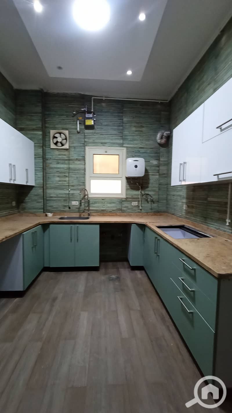 2 1000802732. jpg