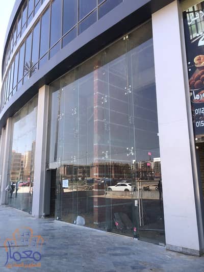 Retail for Rent in New Cairo, Cairo - c461ba20-e3f4-4aa0-8af4-93c3dfc44b2a. jpg