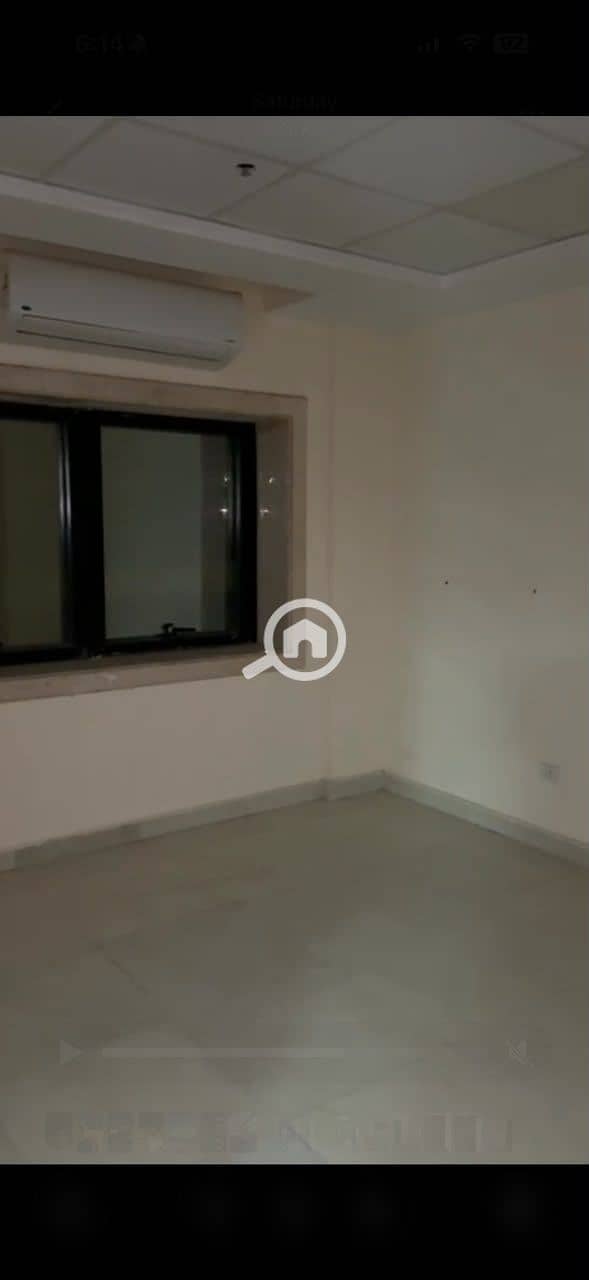 2 Image 30. jpeg