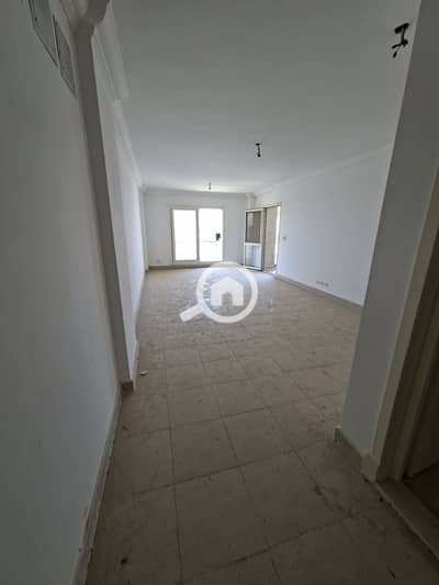 3 Bedroom Flat for Rent in Madinaty, Cairo - 530352. heic 3 Bedroom Flat for Rent in Madinaty, Cairo - 530352. heic