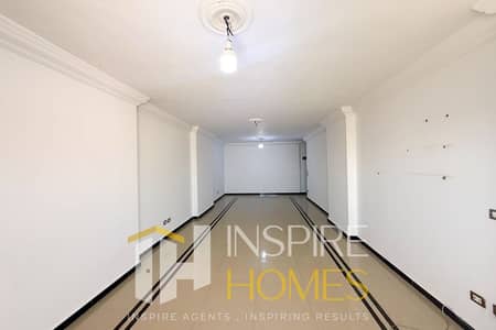 3 Bedroom Apartment for Rent in Smoha, Alexandria - WhatsApp Image 2026-08-03 at 4.41. 30 PM. jpg