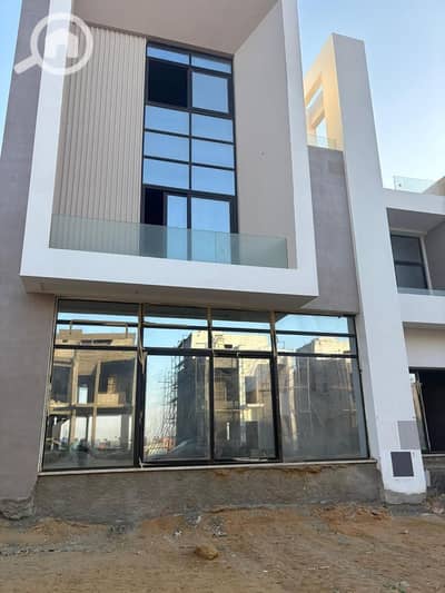 3 Bedroom Townhouse for Sale in New Cairo, Cairo - WhatsApp Image 2026-06-14 at 3.48. 58 PM. jpeg 3 Bedroom Townhouse for Sale in New Cairo, Cairo - WhatsApp Image 2026-06-14 at 3.48. 58 PM. jpeg