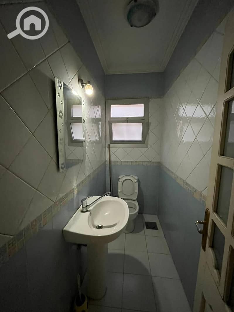 3 206210. jpg