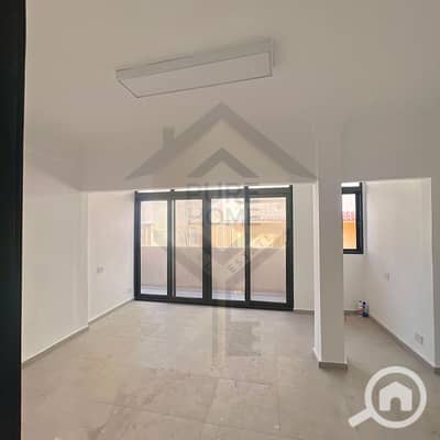 شقة 3 غرف نوم للايجار في محطة الرمل، الإسكندرية - 5. jpg شقة 3 غرف نوم للايجار في محطة الرمل، الإسكندرية - 5. jpg
