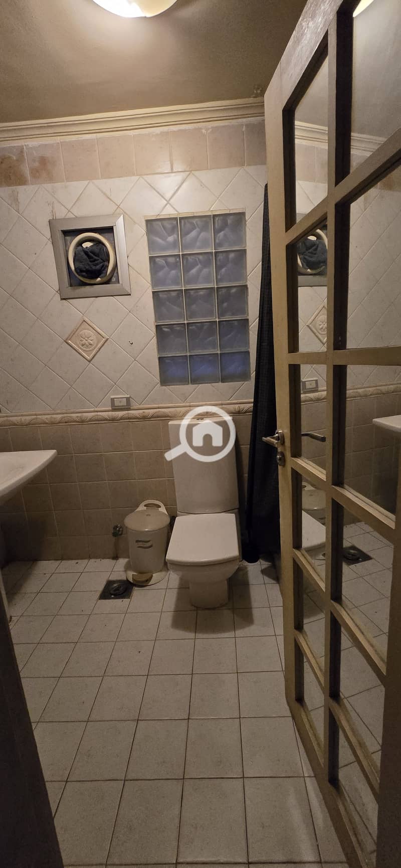 8 1000452672. jpg