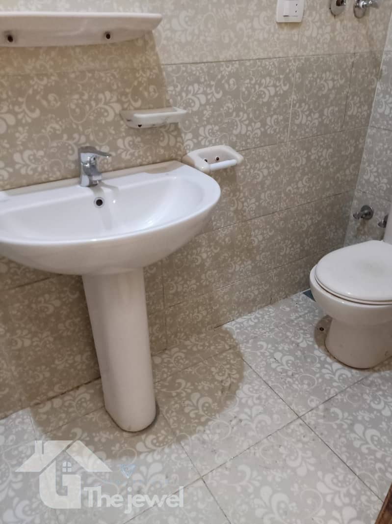 20 1000495106. jpg