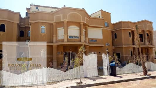 تاون هاوس 6 غرف نوم للبيع في القاهرة الجديدة، القاهرة - 1a0b9db4-68c1-41a5-b04b-bb221c11bdea. jpeg تاون هاوس 6 غرف نوم للبيع في القاهرة الجديدة، القاهرة - 1a0b9db4-68c1-41a5-b04b-bb221c11bdea. jpeg