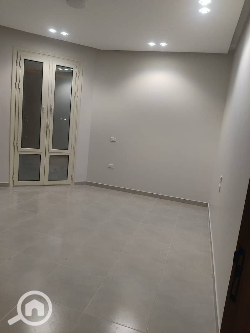 20 1000296805. jpg