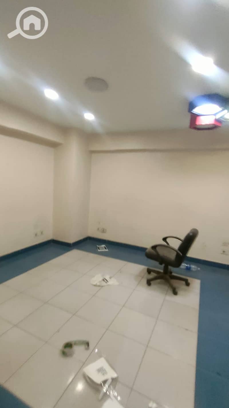 2 1000634860. jpg