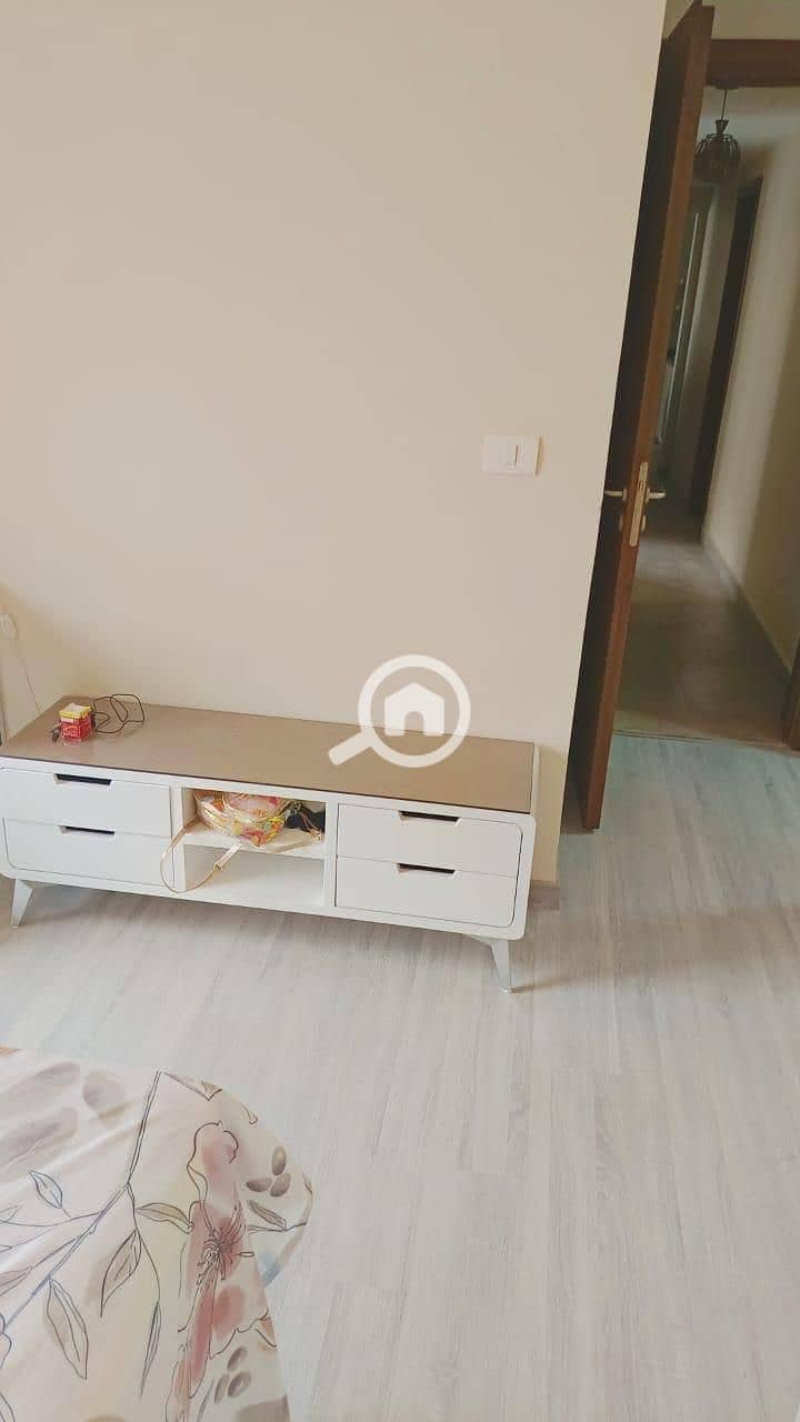 8 1000551809. jpg
