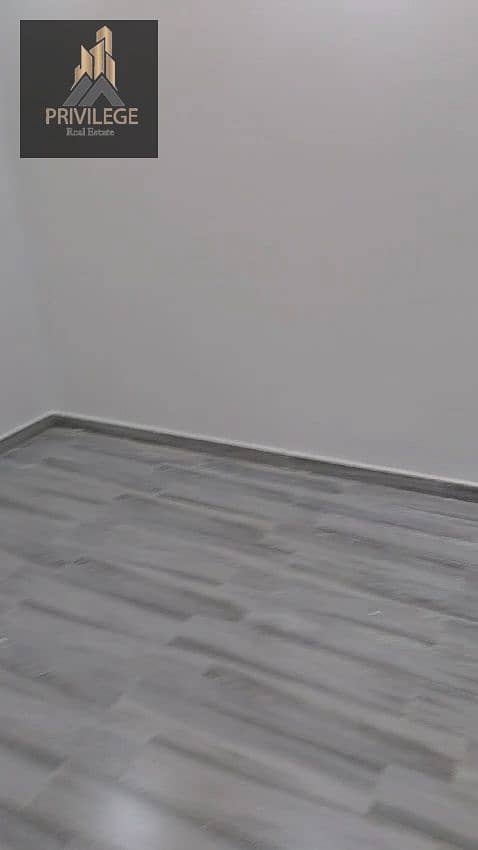 3 1001057112. jpg