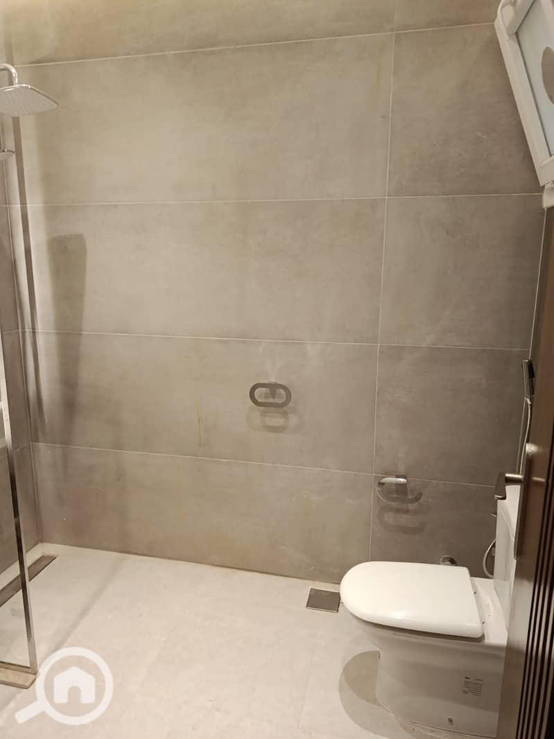 20 1000576243. jpg