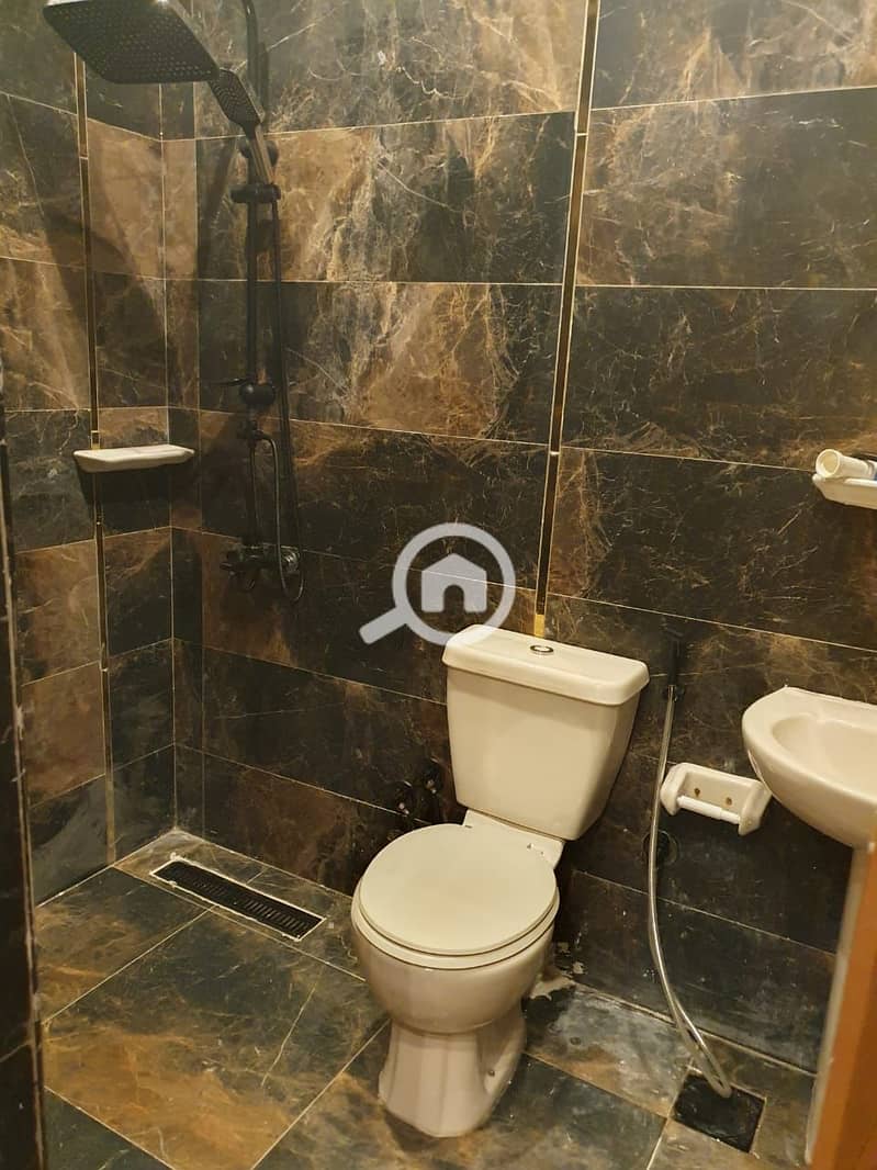 5 1001131818. jpg