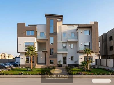5 Bedroom Townhouse for Sale in Sheikh Zayed, Giza - Gemini_Generated_Image_pnmrpbpnmrpbpnmr. jpeg
