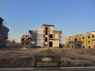 5 Bedroom Townhouse for Sale in Sheikh Zayed, Giza - WhatsApp Image 2026-08-16 at 3.38. 34 PM. jpeg