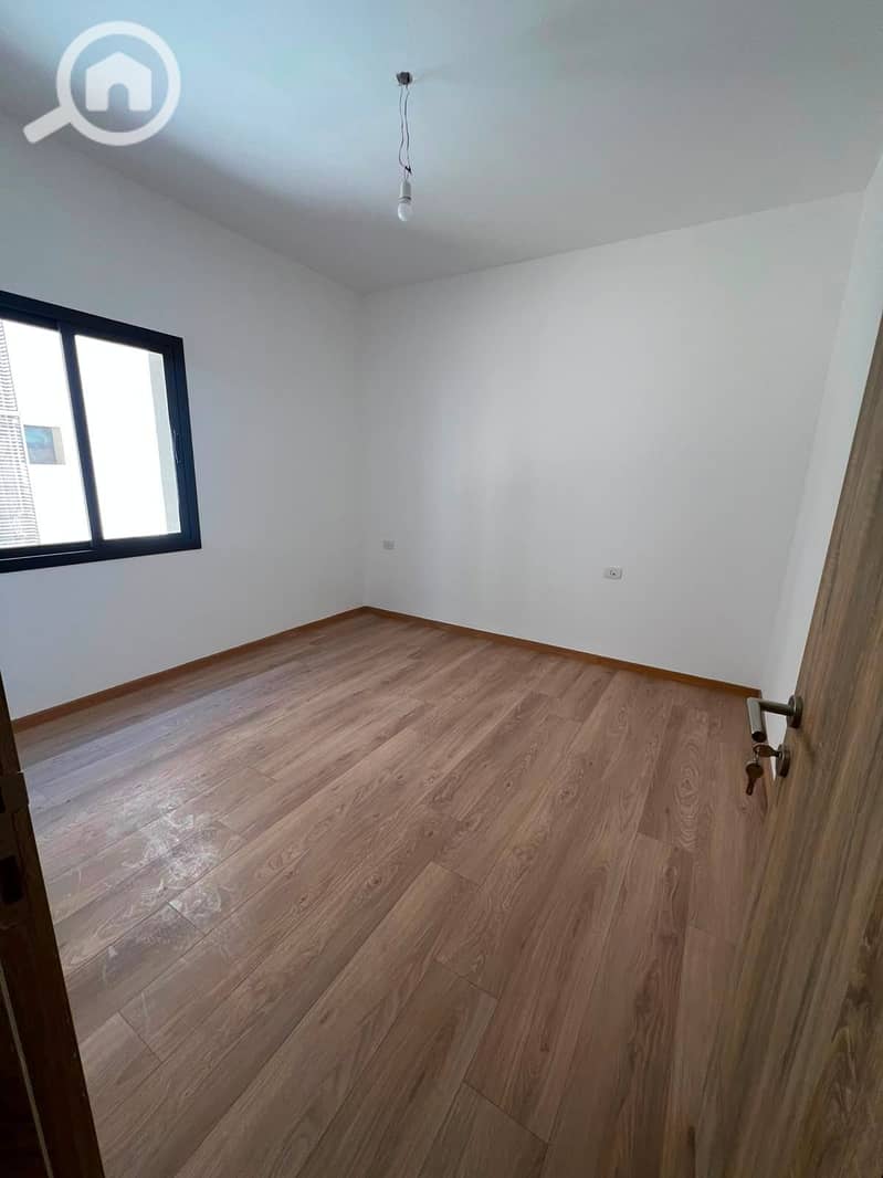 6 454954. jpg