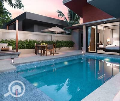 3 Bedroom Townhouse for Sale in Sheikh Zayed, Giza - Deluxe_Pool_Villa_-_Outside_Jacuzzi_and_Swimming_Pool-2. jpg