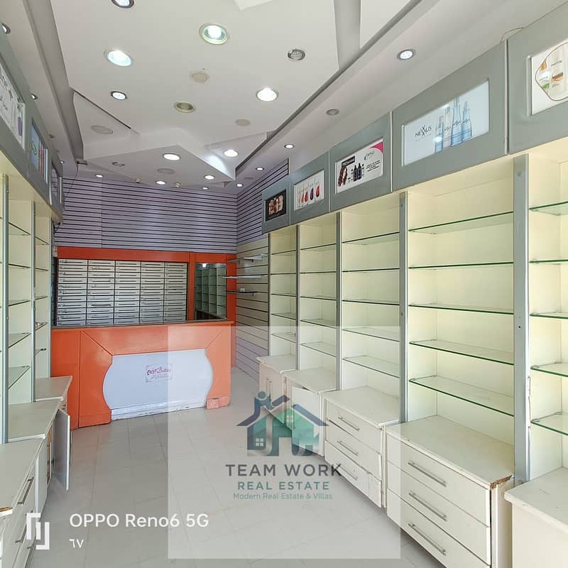 3 bd6de7bc-4e2c-4276-ad8b-33a930c88042. jpg