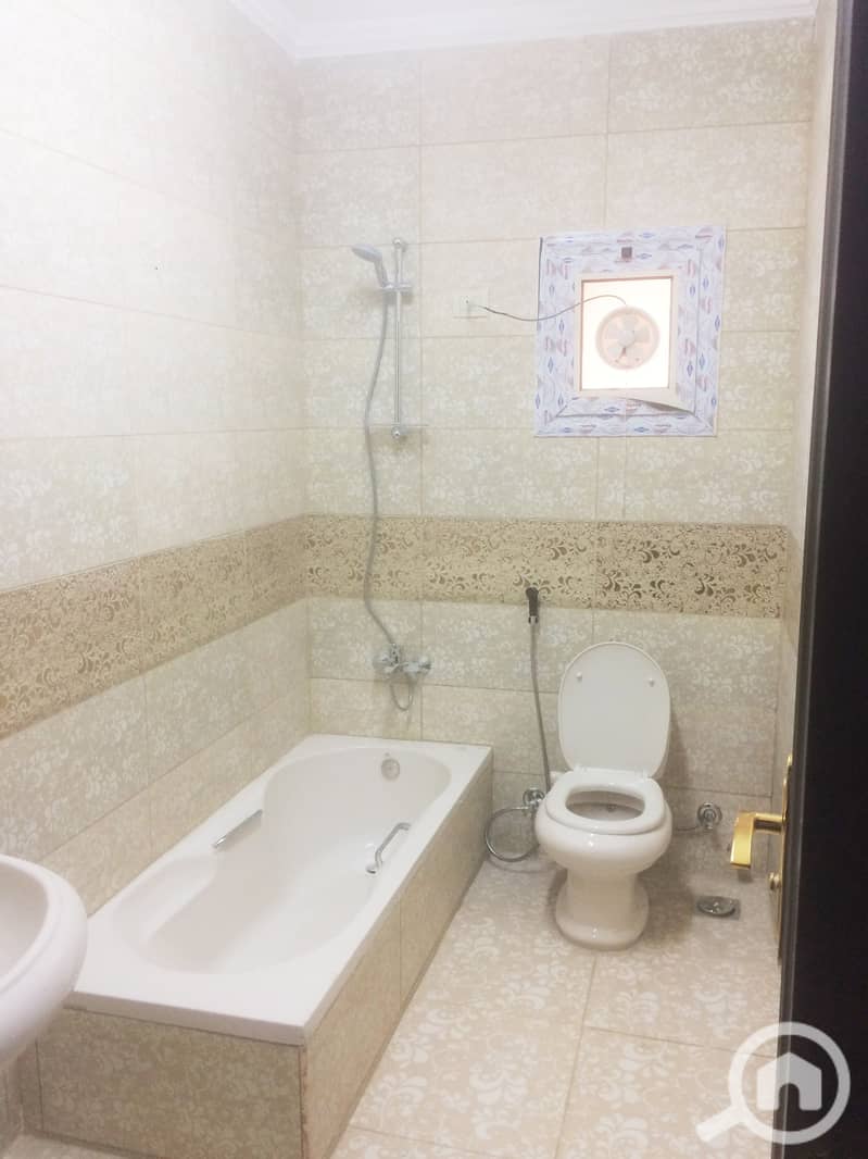 10 10. JPG