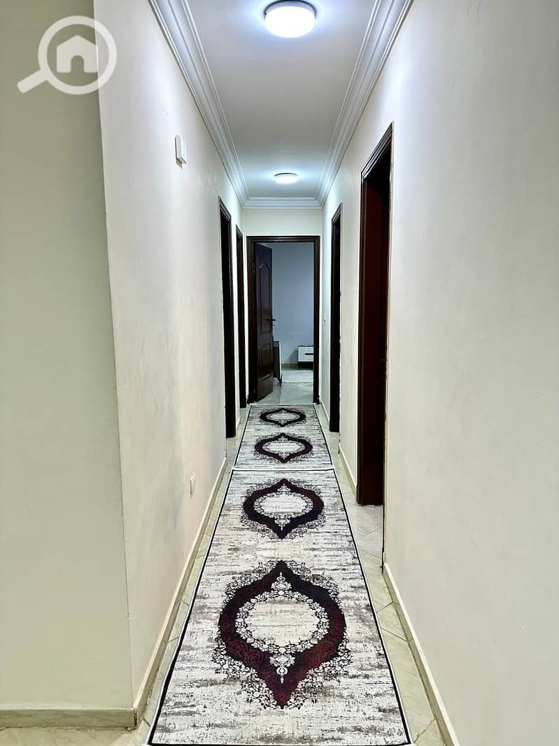 18 d96eb2dd-731d-4dd3-9874-989da0260ed4. jpg