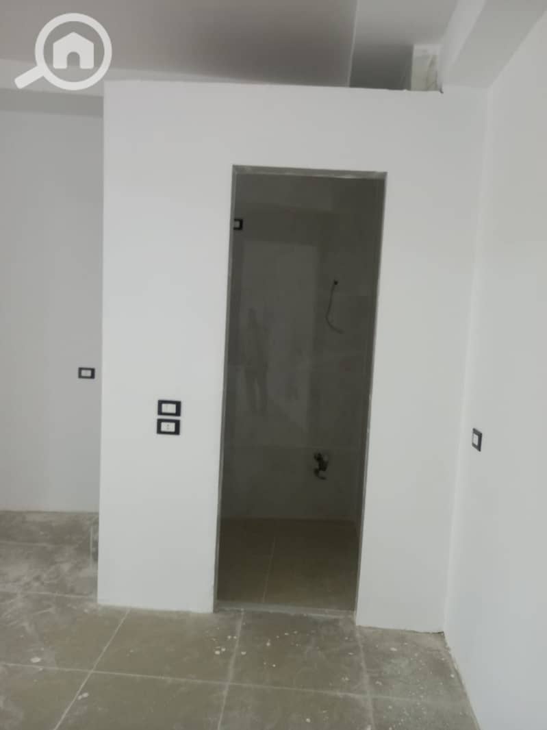 6 44376. jpg