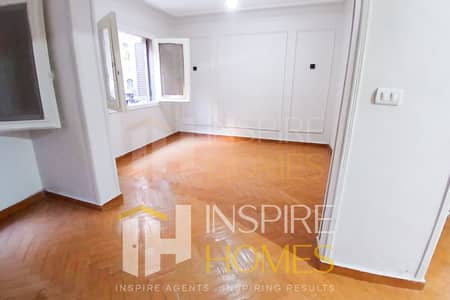 2 Bedroom Flat for Rent in Stanley, Alexandria - 1. jpg