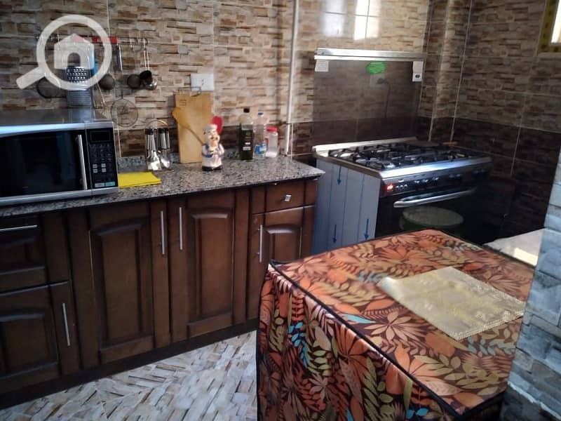 12 e2d8db39-9188-4cc7-bd58-b60d22c01e46. jpg