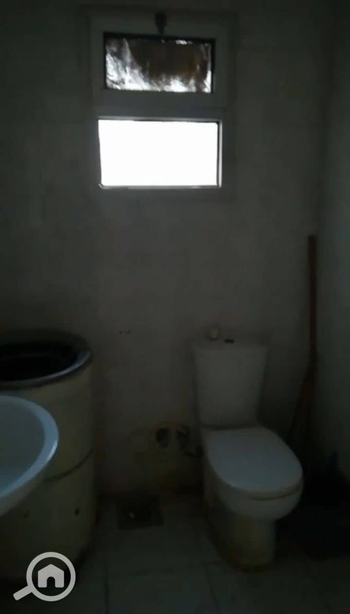 8 photo_5767127097338957710_y. jpg