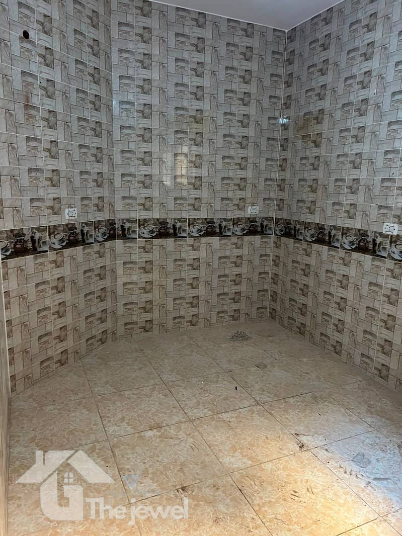 6 1000497242. jpg