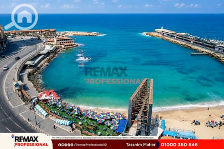 شقة 5 غرف نوم للبيع في جليم، الإسكندرية - 01. jpg