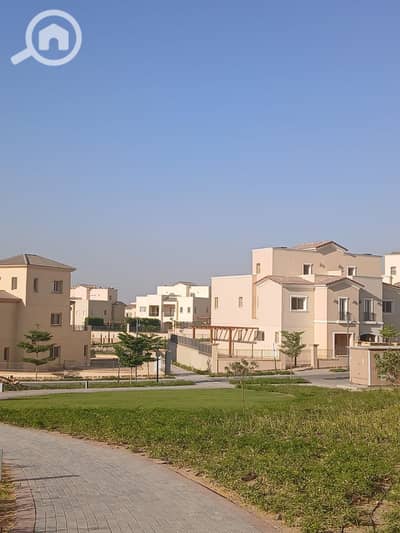 5 Bedroom Villa for Sale in Mokattam, Cairo - f070c021-29ba-4256-9729-2a19ea829de0. jpg 5 Bedroom Villa for Sale in Mokattam, Cairo - f070c021-29ba-4256-9729-2a19ea829de0. jpg
