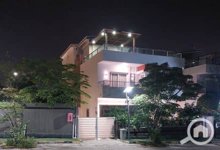 4 Bedroom Villa for Sale in Sheikh Zayed, Giza - 259cf2c1-bd38-4fb0-94cc-3c415fa66819. jpg
