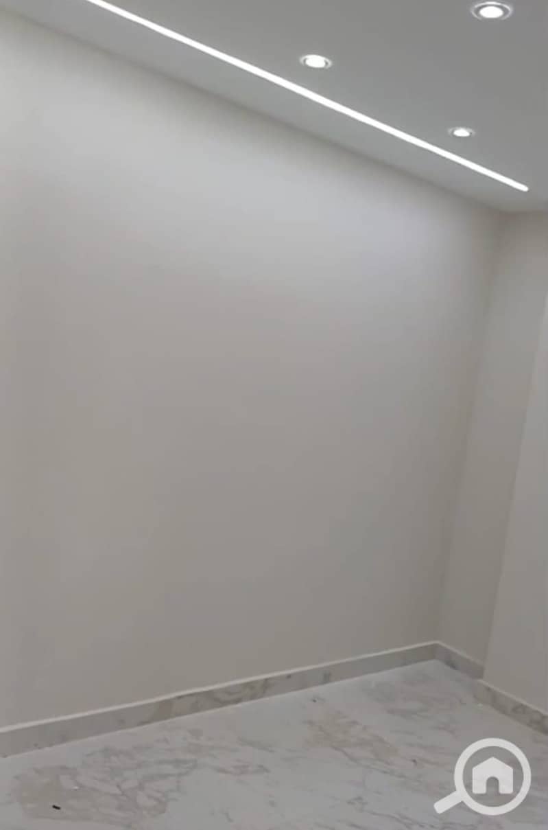 4 1000507735. jpg