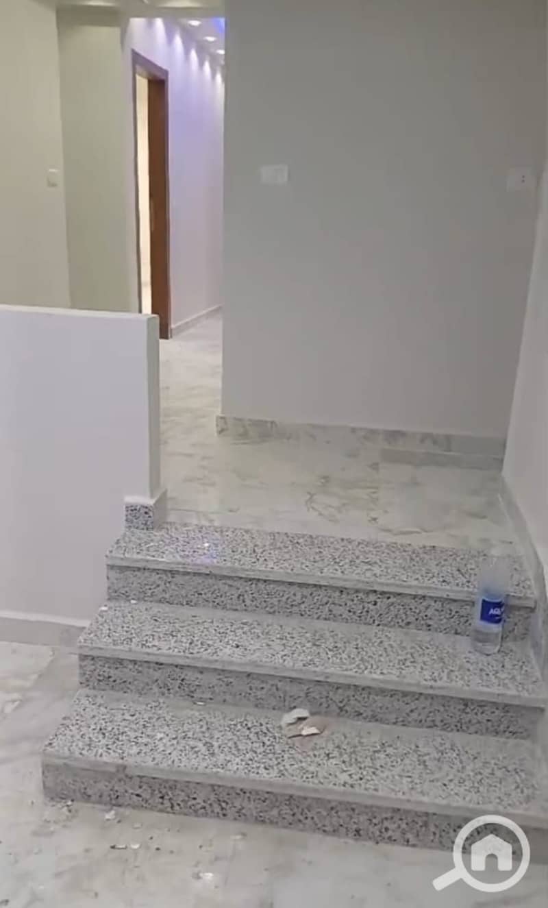 9 1000507730. jpg