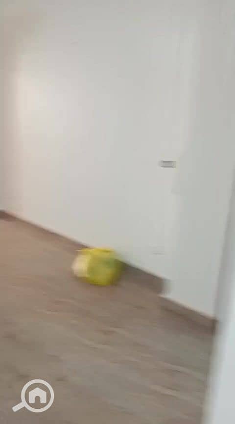 8 WhatsApp Video 2026-08-17 at 7.02. 42 PM_000127. jpg