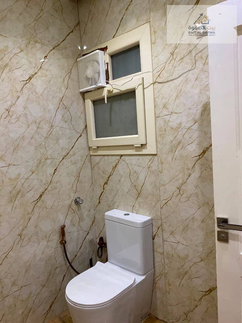 8 128650. jpg