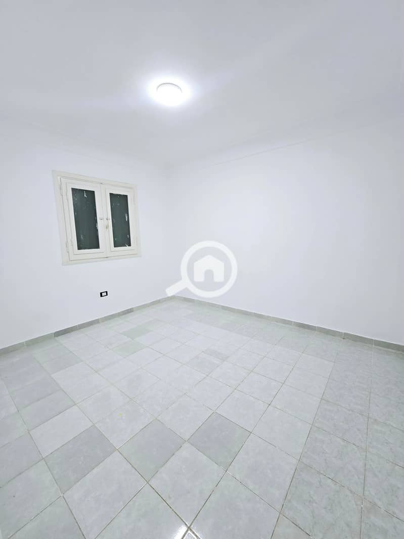 13 1000473642. jpg