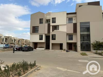 شقة 3 غرف نوم للبيع في الشيخ زايد، الجيزة - IMG-20260308-WA0158. jpg شقة 3 غرف نوم للبيع في الشيخ زايد، الجيزة - IMG-20260308-WA0158. jpg