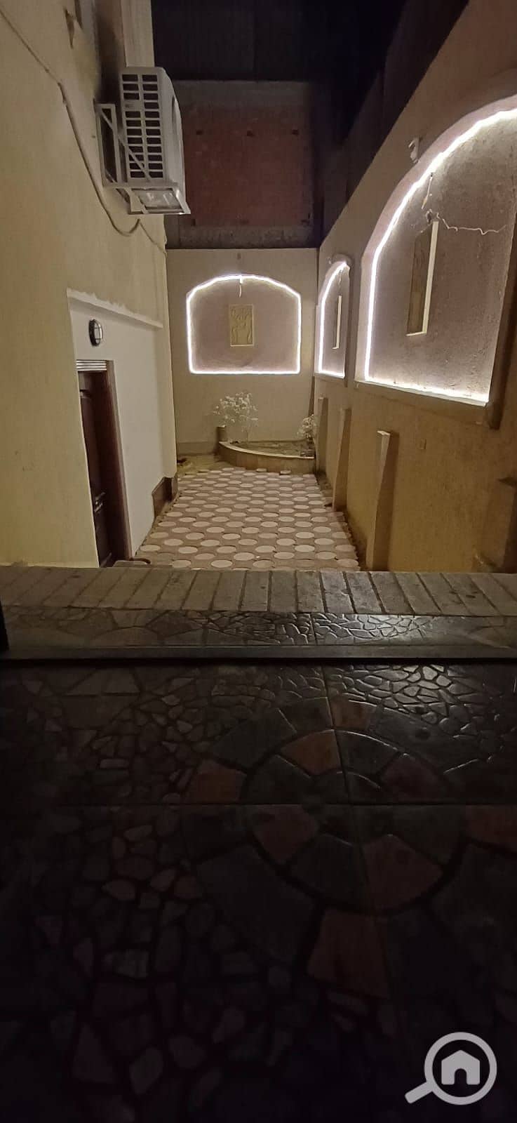 4 1000422534. jpg