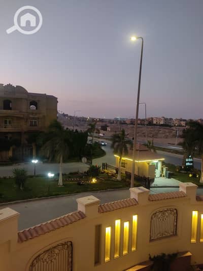 شقة 4 غرف نوم للايجار في 6 اكتوبر، الجيزة - 1000296787. jpg شقة 4 غرف نوم للايجار في 6 اكتوبر، الجيزة - 1000296787. jpg