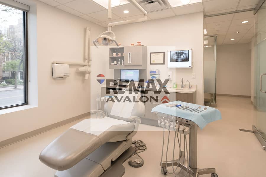 3 A_dental_clinic_without_people. _202608181509 (1). jpg