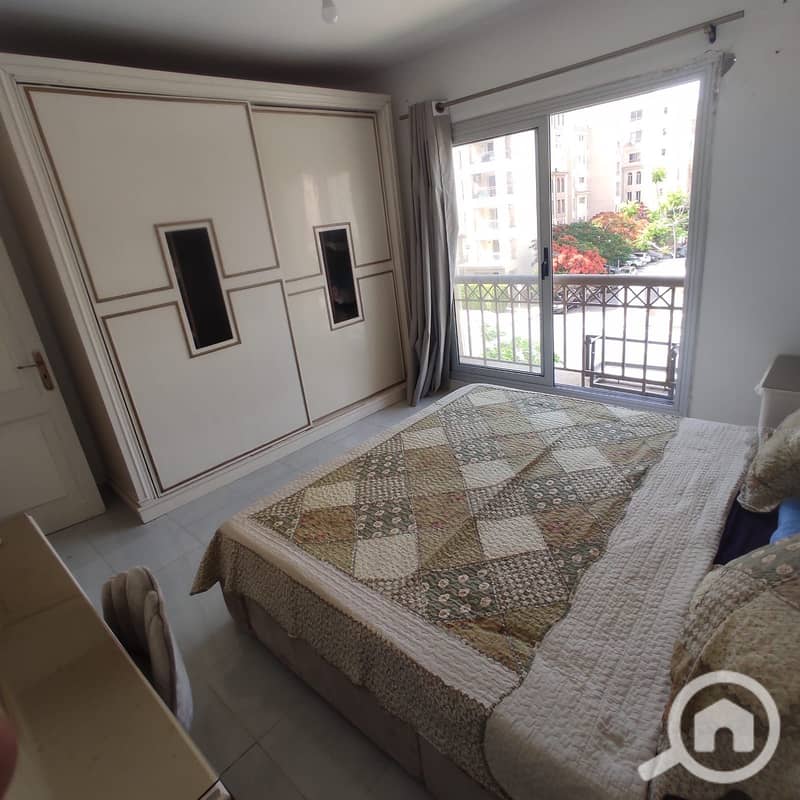 13 1000568213. jpg