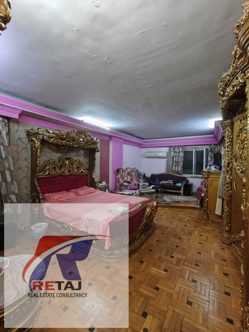 8 9ec351d9-1f48-4ec7-85ef-3fe4db5998b7. jpg