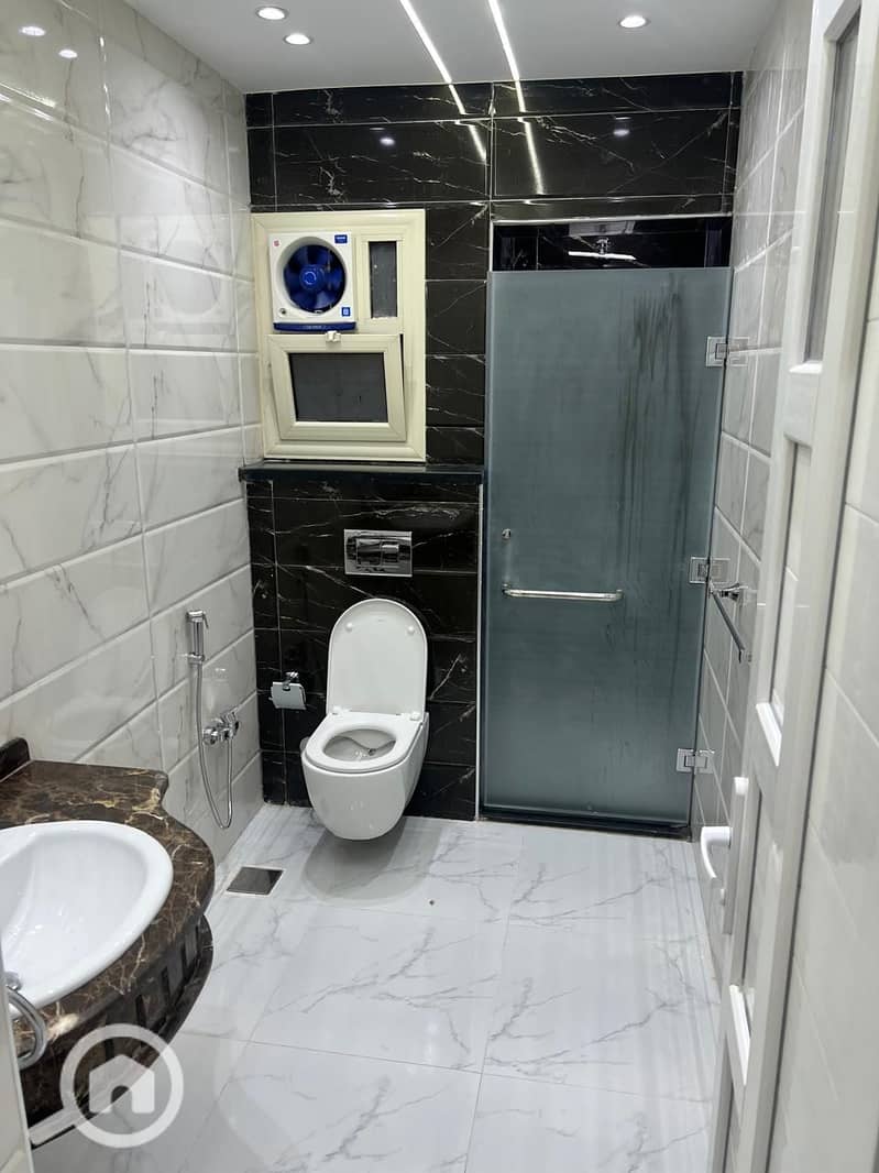 9 25131. jpg
