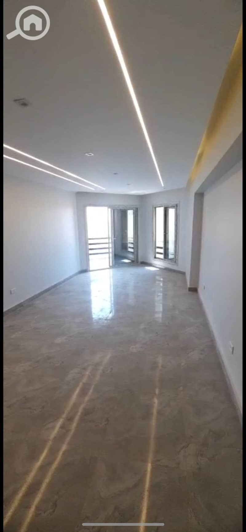8 928151. jpg