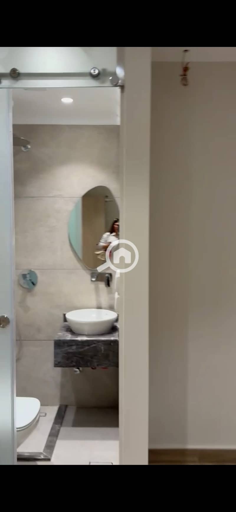 4 928106. jpg