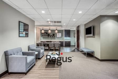 مکتب للايجار في العاصمة الإدارية الجديدة، القاهرة - Regus Regency Towers (1066) Oakbrook USA Business Lounge - Regency Tower. jpg مکتب للايجار في العاصمة الإدارية الجديدة، القاهرة - Regus Regency Towers (1066) Oakbrook USA Business Lounge - Regency Tower. jpg